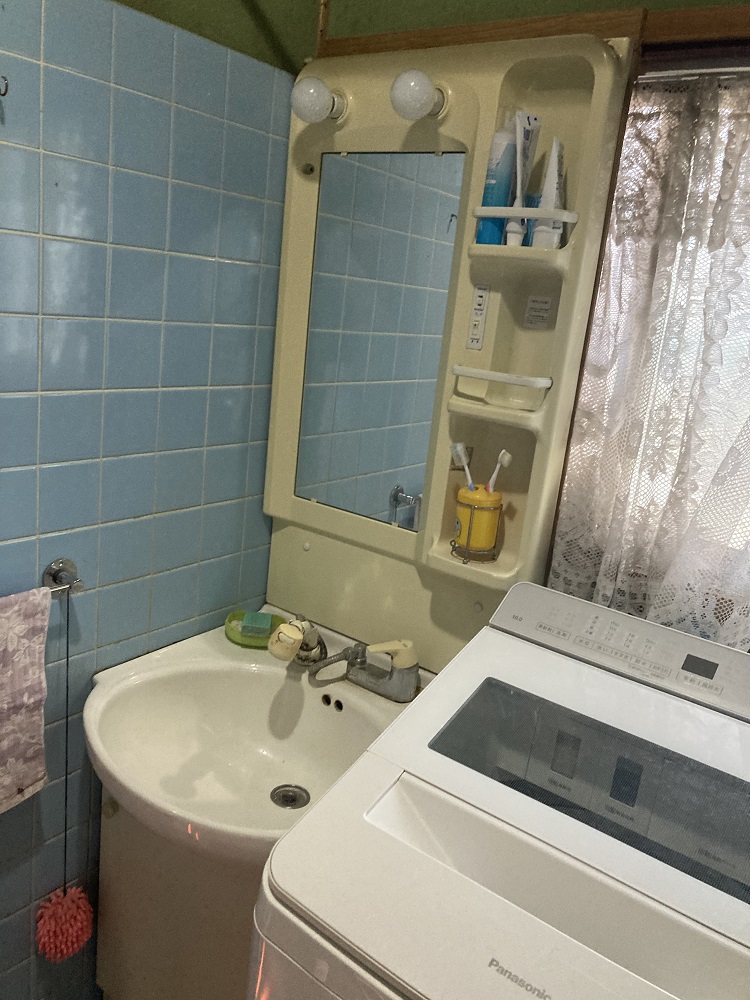 洗面所ビフォー